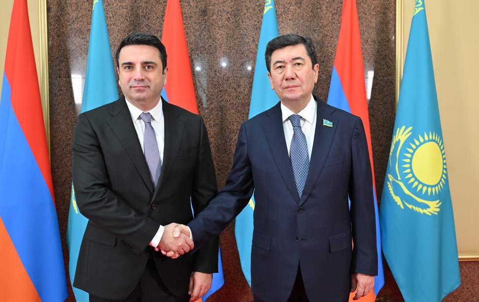 Парламентаралық байланыс жанданады