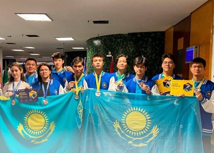 Қазақстан оқушылары биыл 362 медаль олжалаған