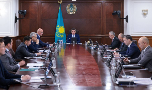 Олжас Бектенов шетелдік инвесторлармен кеңес өткізді