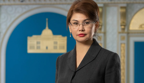 Аида Балаева мәдениет және өнер саласының қызметкерлерін кәсіби мерекесімен құттықтады