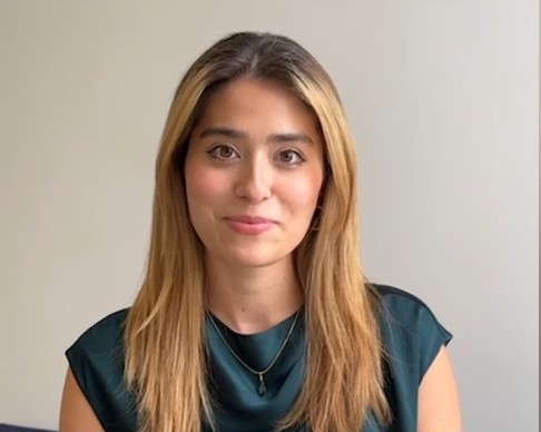 CNN тілшісі Астана халықаралық форумында санкциялар туралы айтады