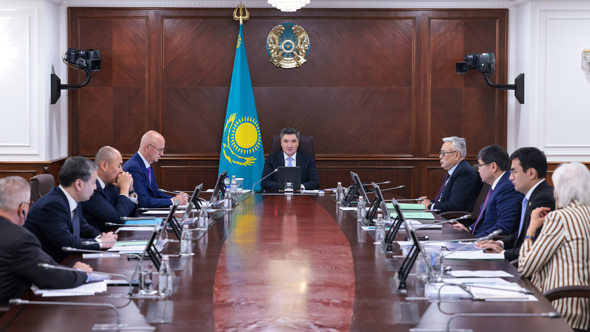 Нақты секторға серпін берілмек