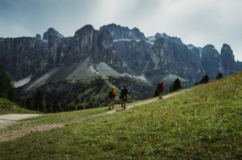 Алматыда тауға шыққандарды тіркейтін алғашқы құрылғы орнатылды