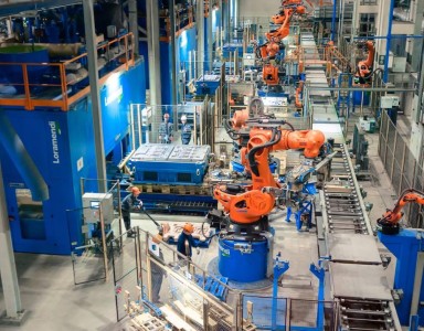 Автомобиль өнеркәсібі сенімді өсімді көрсетіп, компоненттік базаны кеңейтіп келеді