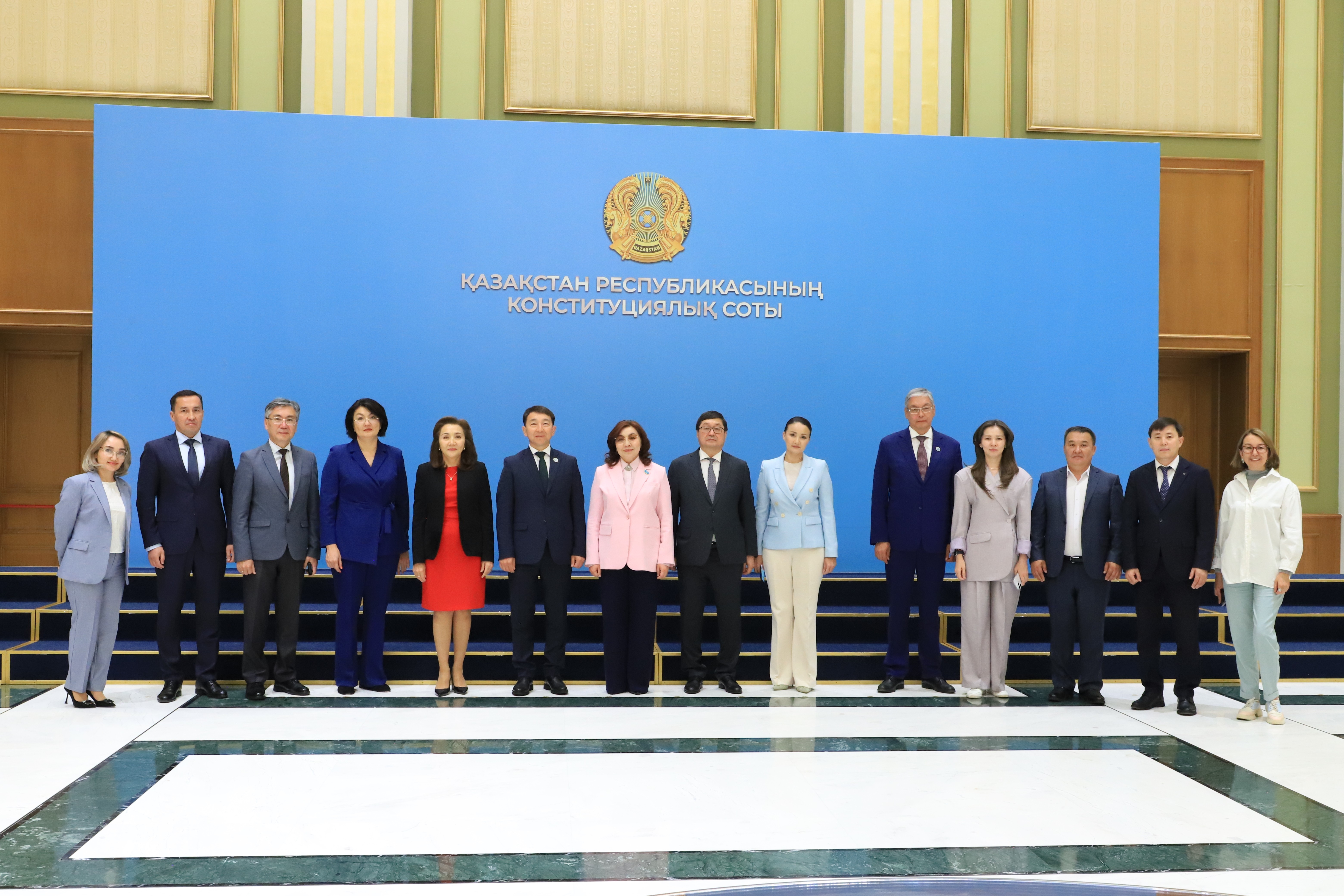 Конституциялық Сот пен «Бас редакторлар клубы»  меморандумға қол қойды