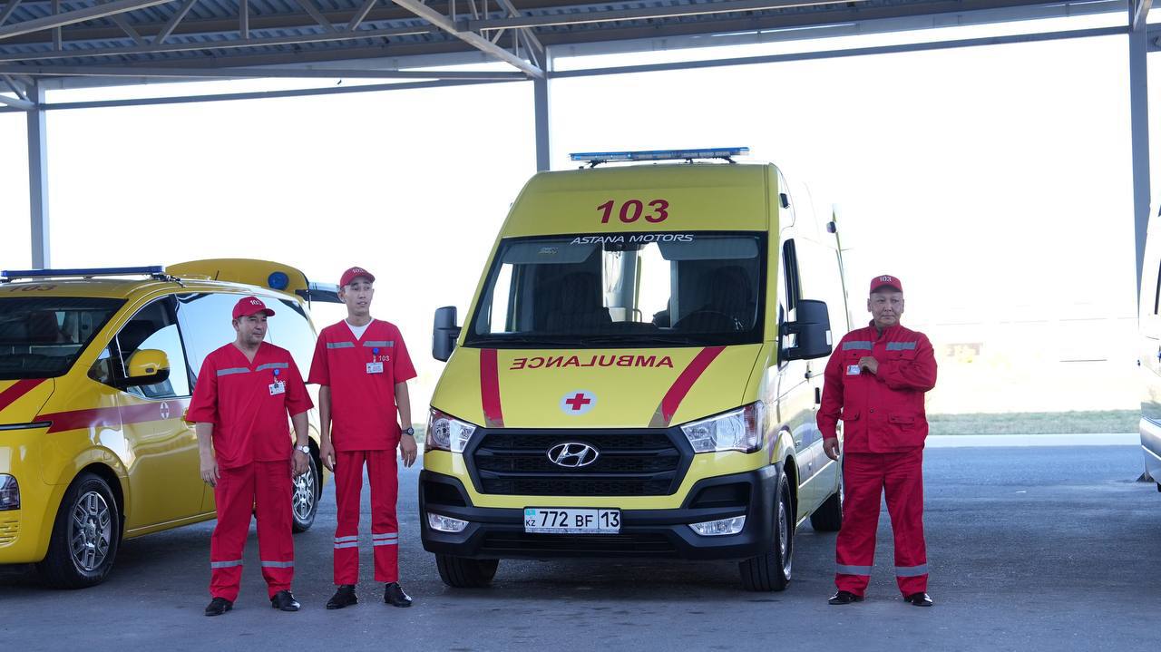 Астана мен Алматыда жедел жәрдем қызметкерлері бейнежетонмен қамтылды