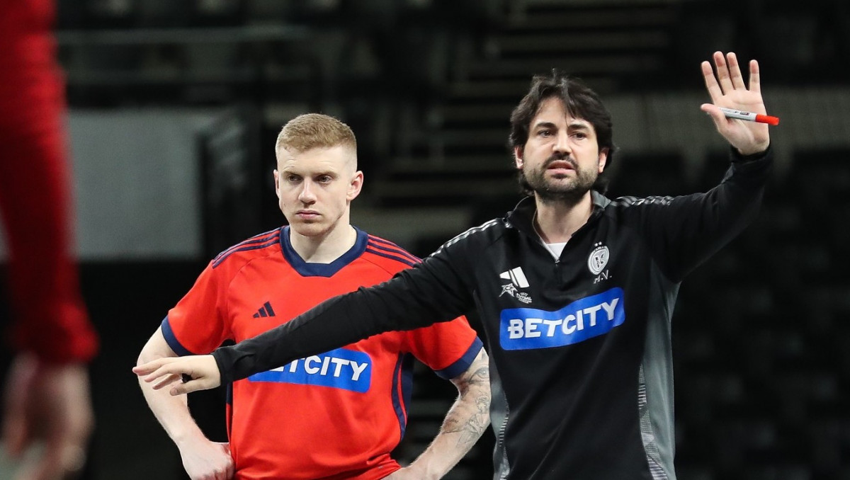 Марлон Веласко «Қайраттан» кетті