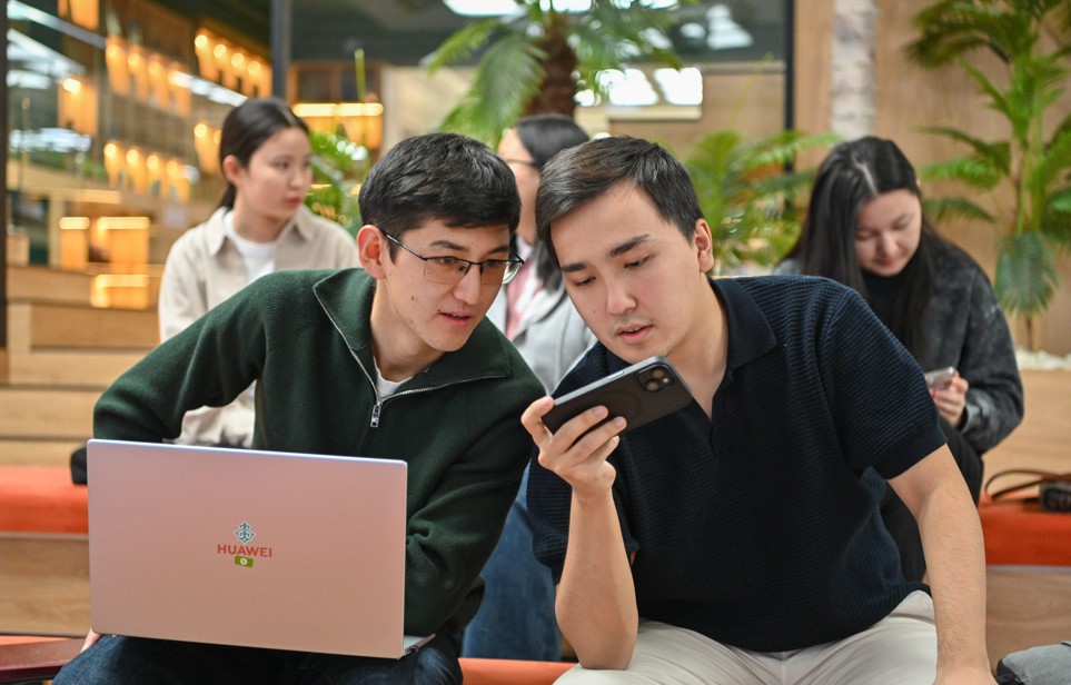 Стипендия: қысқа жіп күрмеуге келе ме?