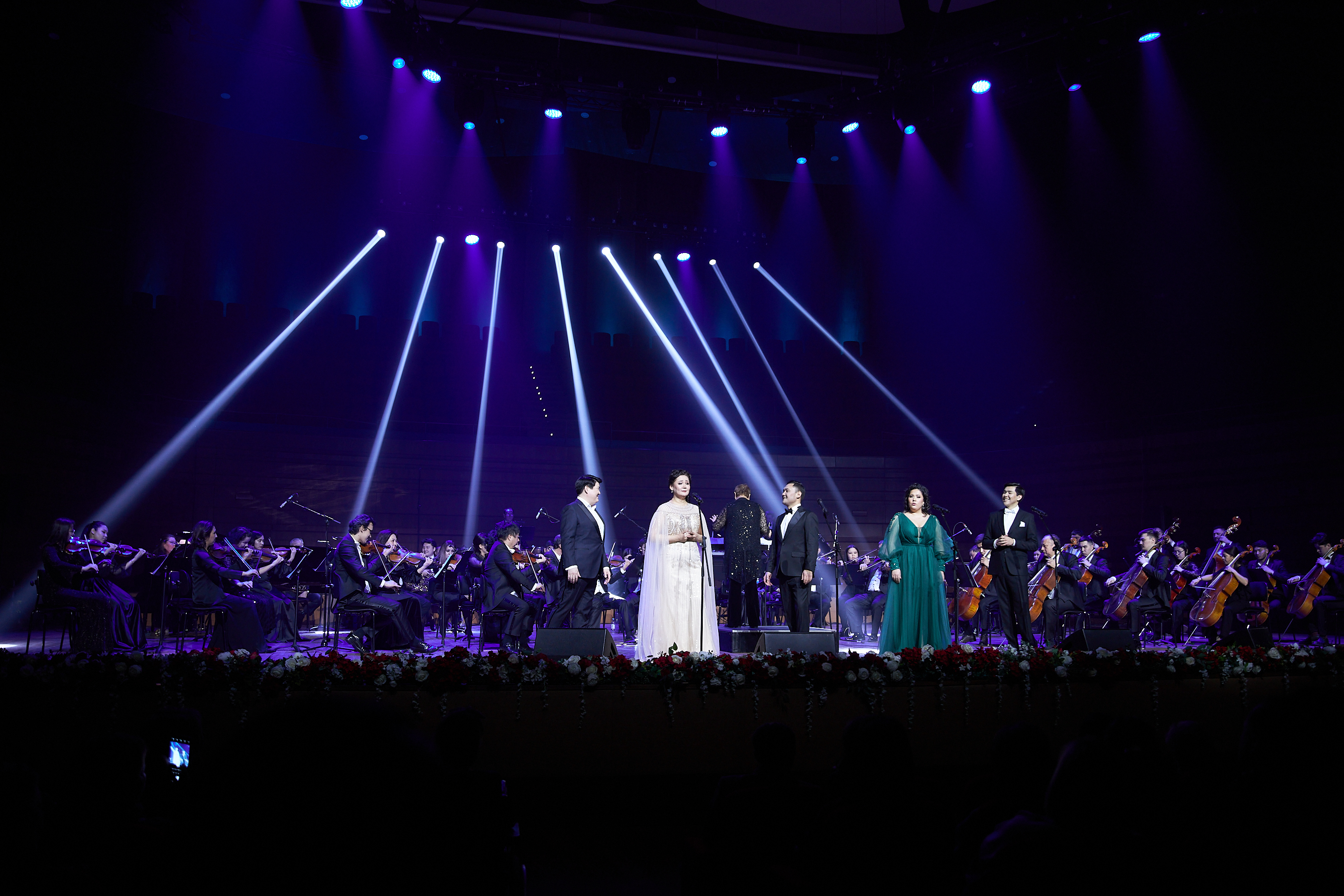 «Қазақконцерт» концерттік бағдарламалар сериясын ұсынады