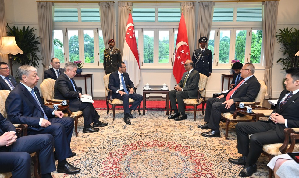 Сингапурдегі байыпты кездесу