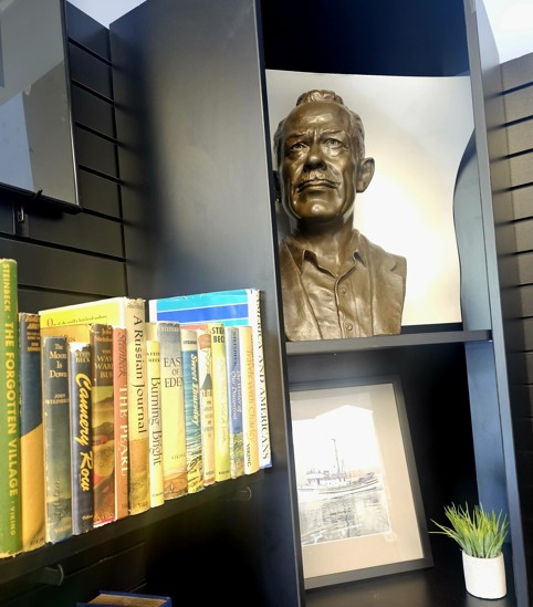 Джон Стейнбек әлеміне саяхат