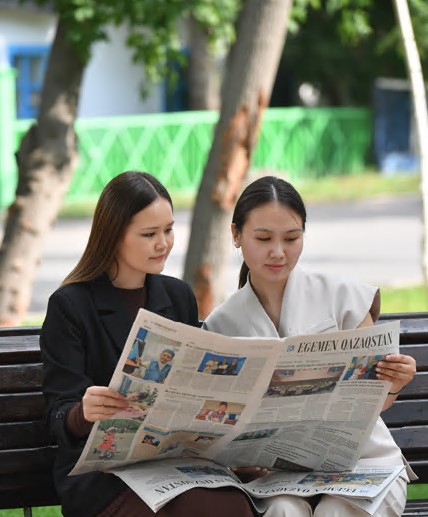 «Egemen»-нен қол үзген емеспін