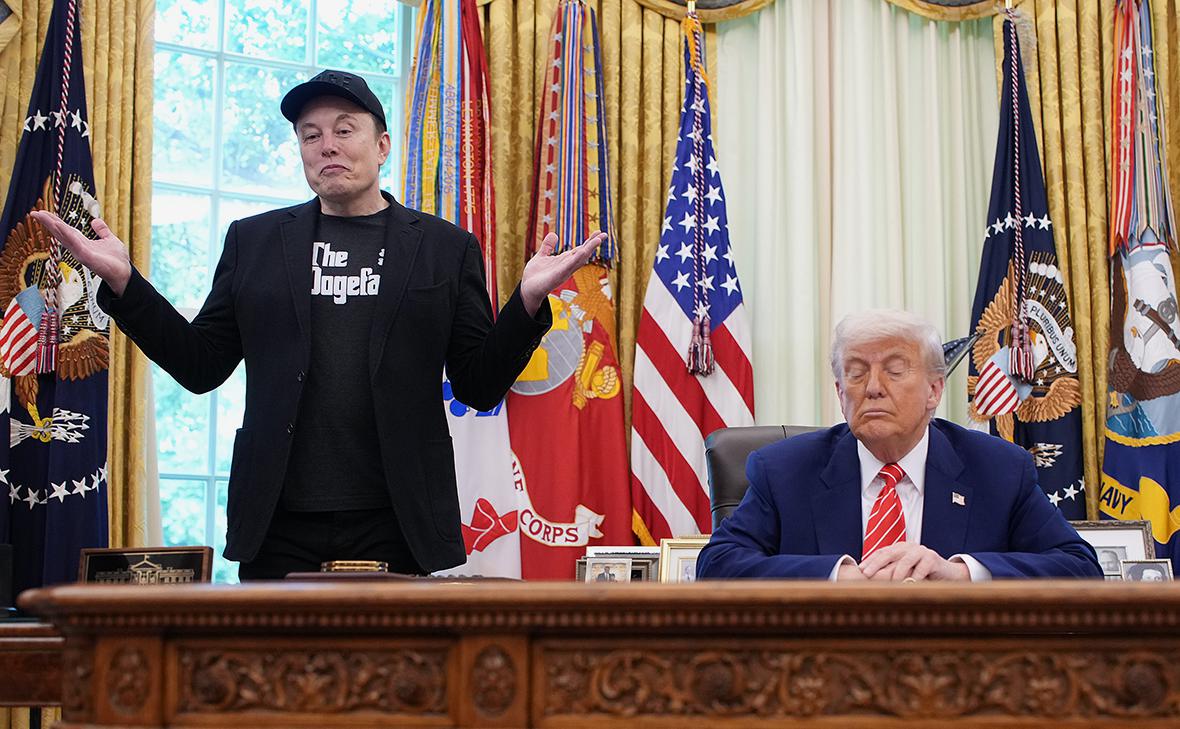 Трамп: «Дүкеніңді жап та, Оңтүстік Африкаңа қайт»