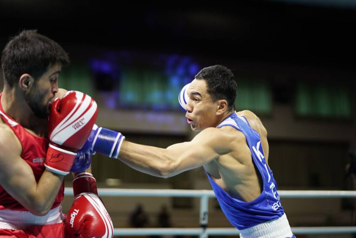 Дулат Бекбауов кәсіпқой боксқа ауысты