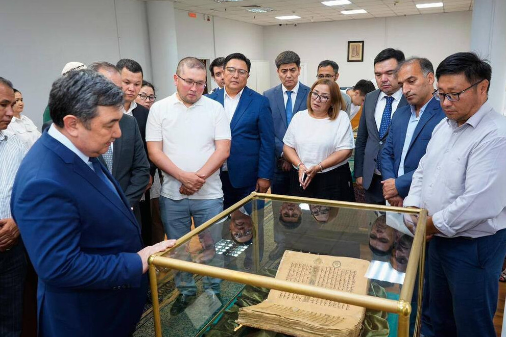 Өзгермелі әлемде  қасиетті мұраларды сақтау маңызды - Дархан Қыдырәлі