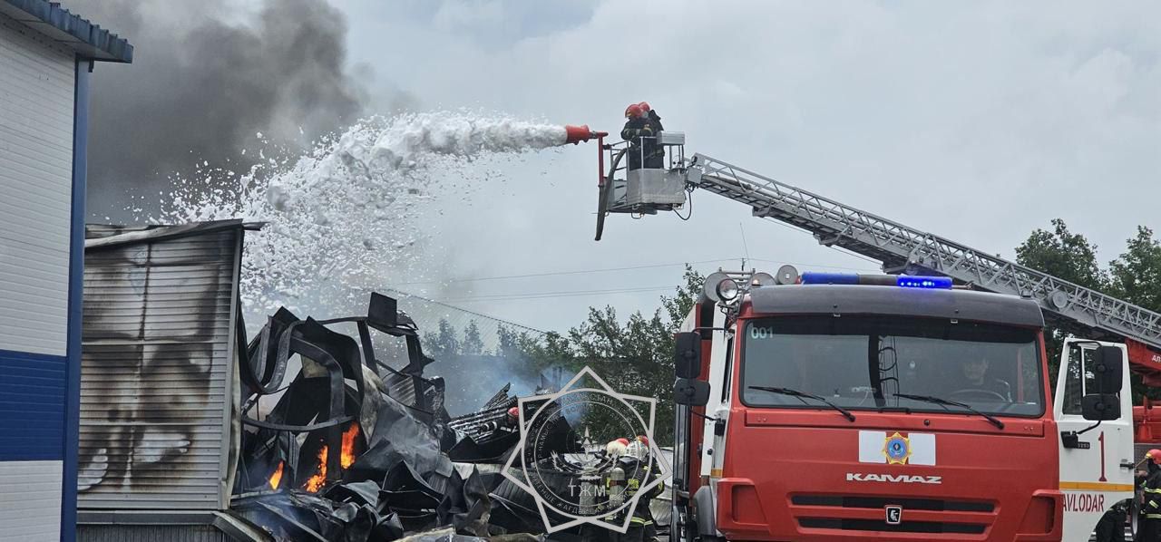 Павлодарда сүт зауыты өртенді