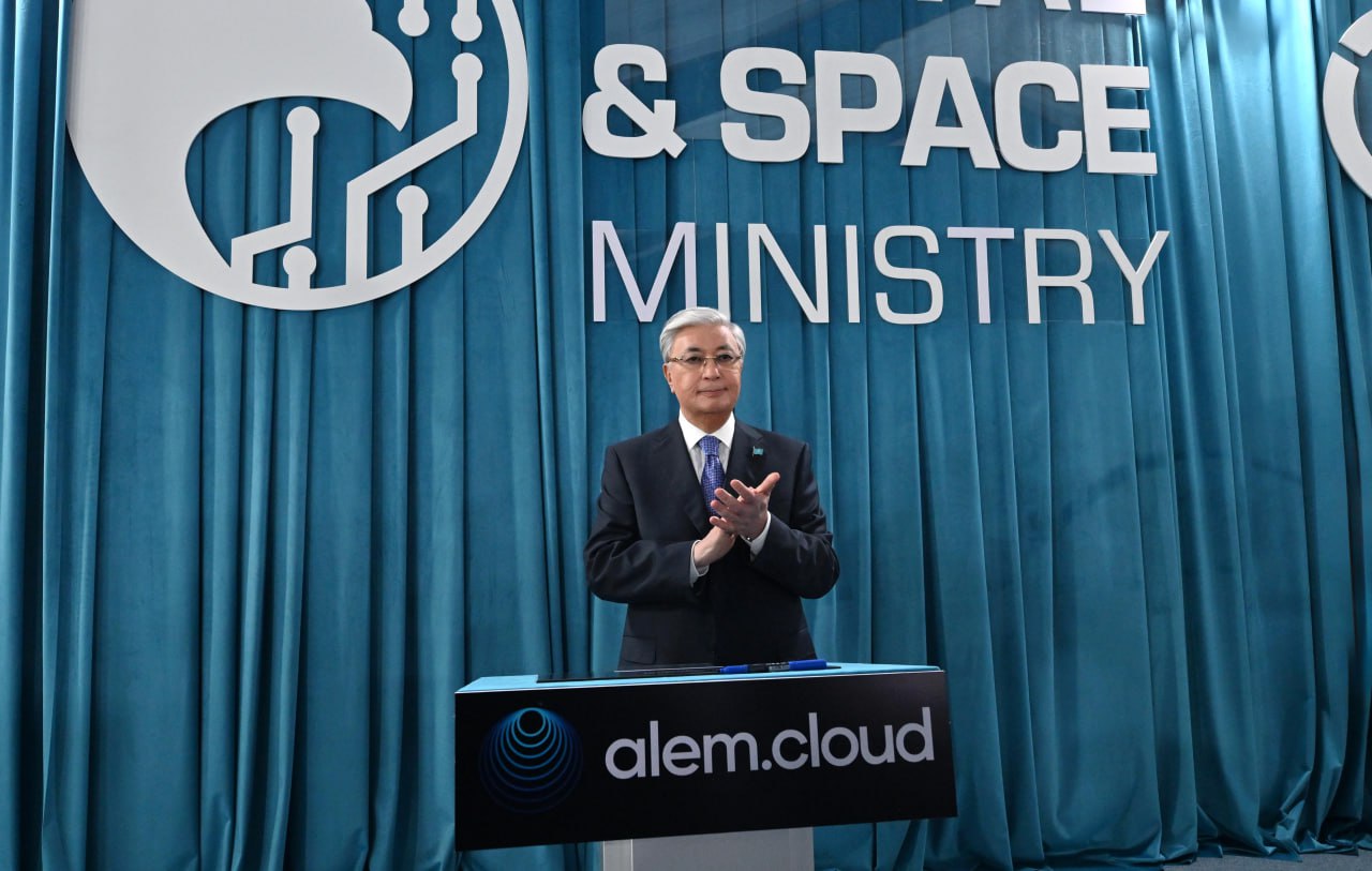 Мемлекет басшысы суперкомпьютерді іске қосу рәсіміне қатысты