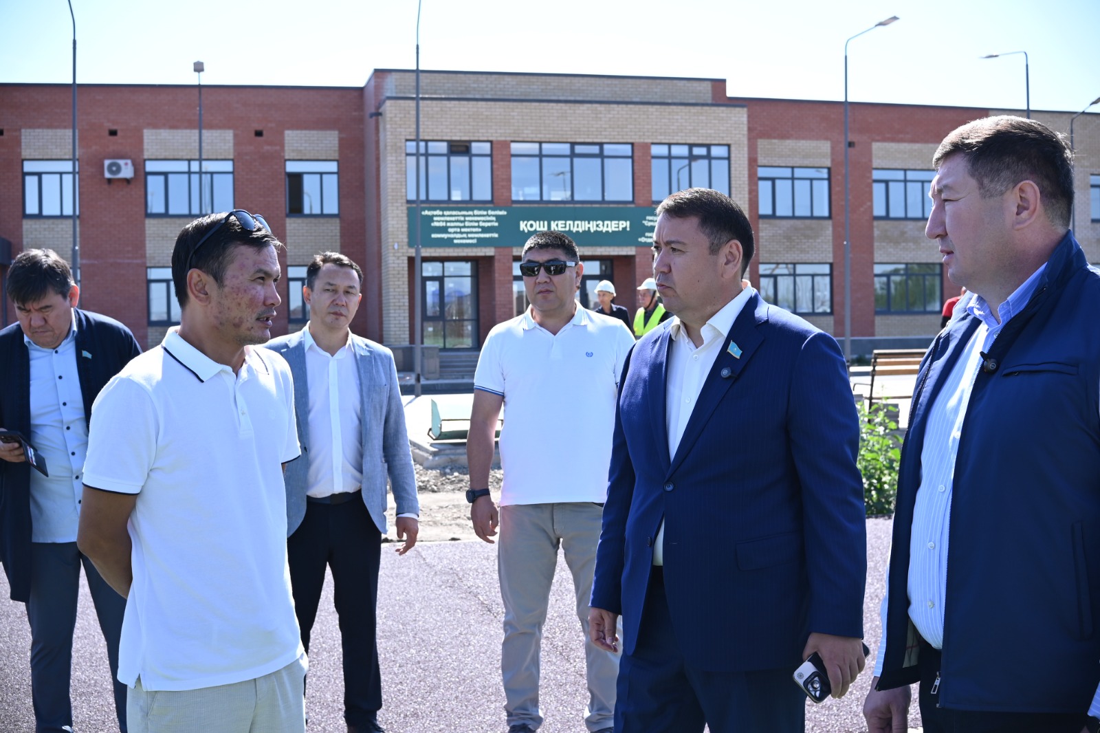 Өзекті мәселелерге ден қойды