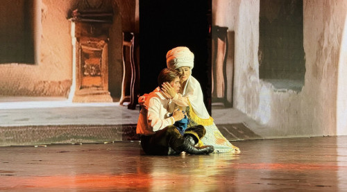 Сахнада – «Әзім әңгімесі»