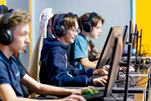 1,5 млн-нан астам қазақстандық киберспортпен айналысады