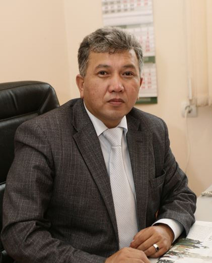 «Сатирадан арнайы сабақ керек»