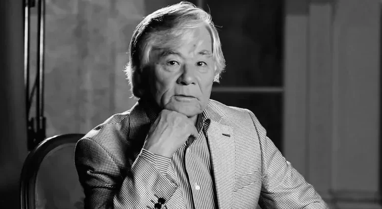 Президент ақын Исраил Сапарбайдың отбасына көңіл айтты