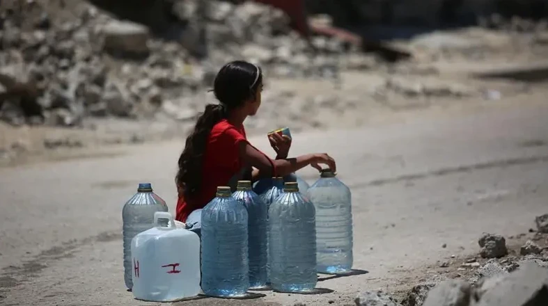 Израиль палестиналықтардың Газа орталығынан кетуін талап етті