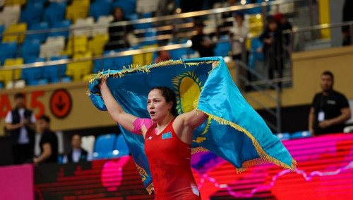 Қазақстандық балуандар халықаралық турнирде 7 жүлде еншіледі