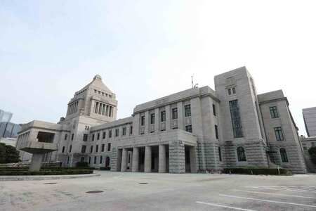 Жапонияда рекордтық көрсеткіш: 42 әйел депутат сайланды