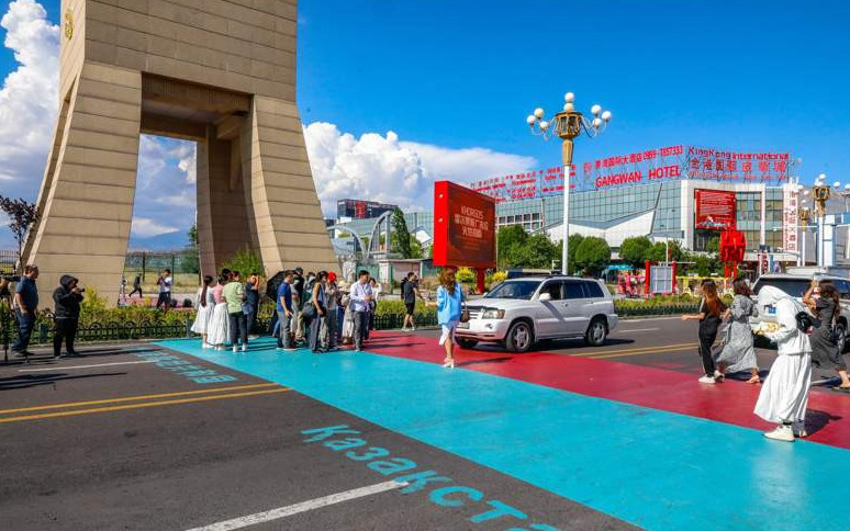 Жүргізушісіз жүк көліктері жолға шығады