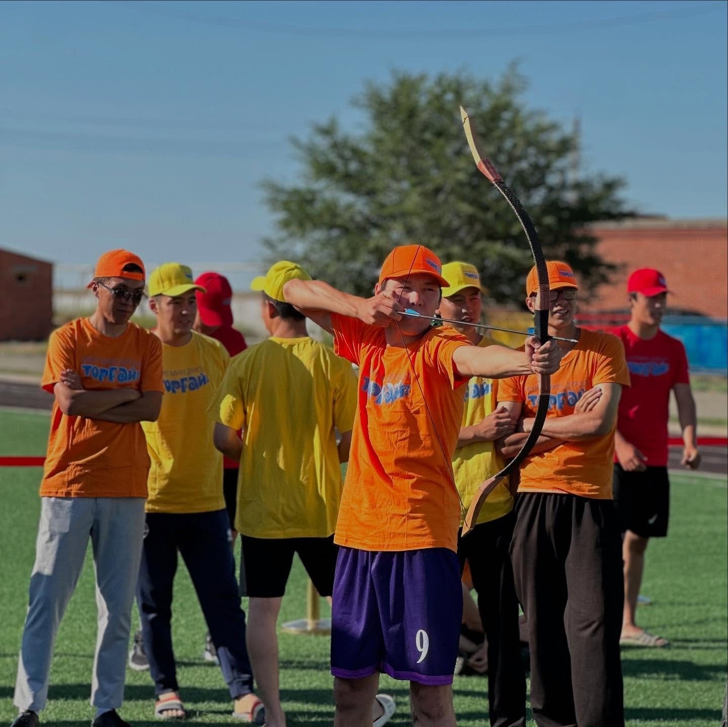 Жастар жарысқа шықты