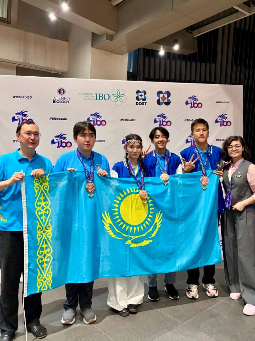 Қазақстан оқушылары әлемдегі ең беделді олимпиададан төрт қола медаль жеңіп алды