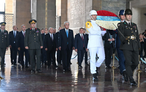 Қасым-Жомарт Тоқаев Мұстафа Кемал Ататүрік кесенесіне зиярат етті