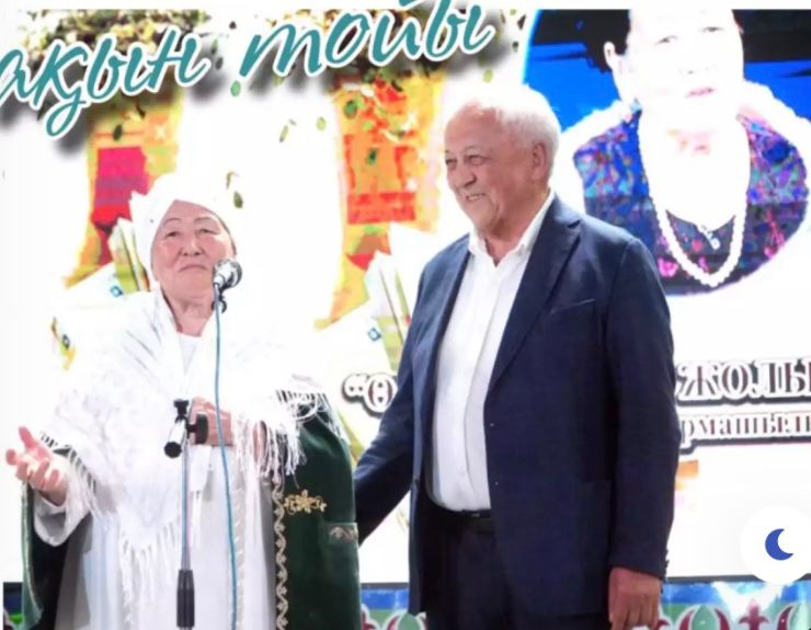 Ақынға құрмет көрсетті