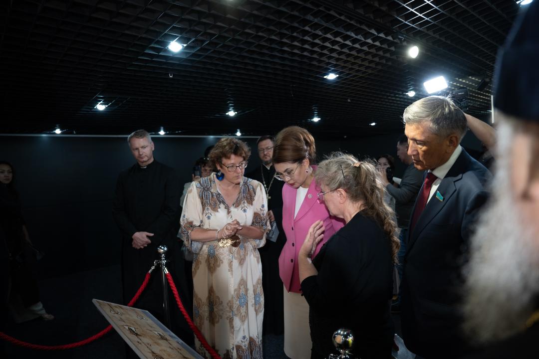 Әлемнің рухани мұрасы: Бейбітшілік және келісім сарайында екі бірегей көрме ашылды