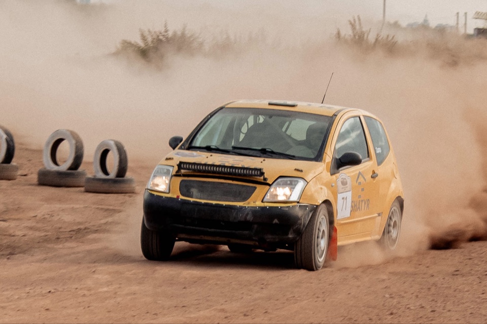 Астанада автожарыс басталды