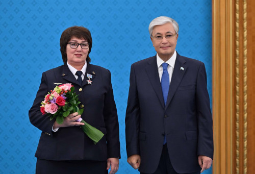 Президент көлік саласының қызметкерлерін мемлекеттік наградамен марапаттады