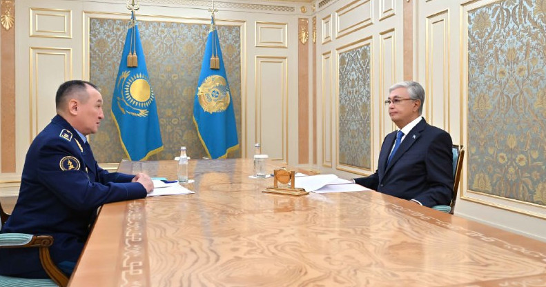 Президент Қорғаныс министрі Дәурен Қосановты қабылдады