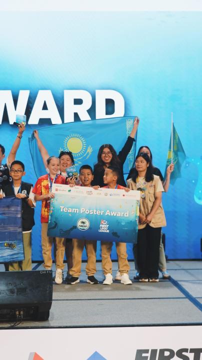 Оқушылар халықаралық робототехника чемпионатында топ жарды