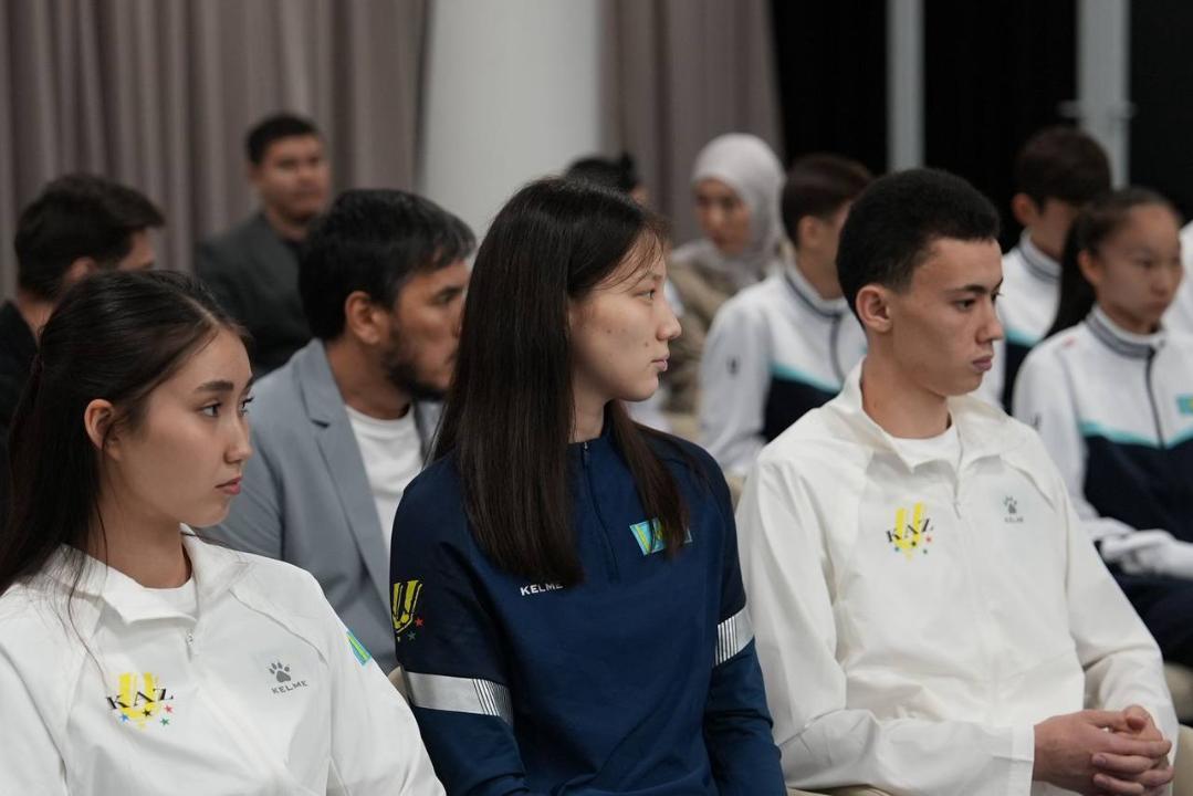 Министр таеквондо жеңімпаздарын марапаттады