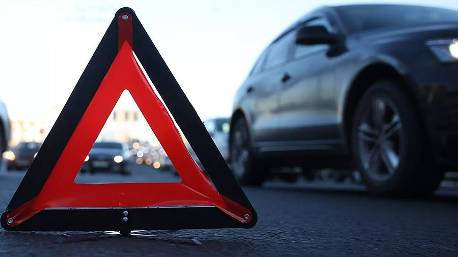 Астанада жүргізуші жол жұмысшысын қағып өлтірді