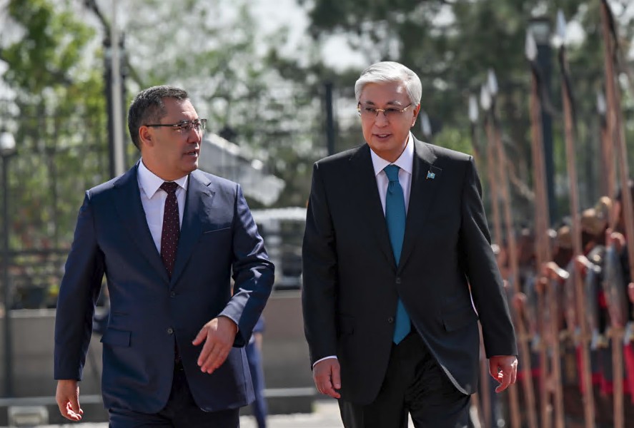 Бекем бауырластық рухындағы қазақ-қырғыз қарым-қатынасы