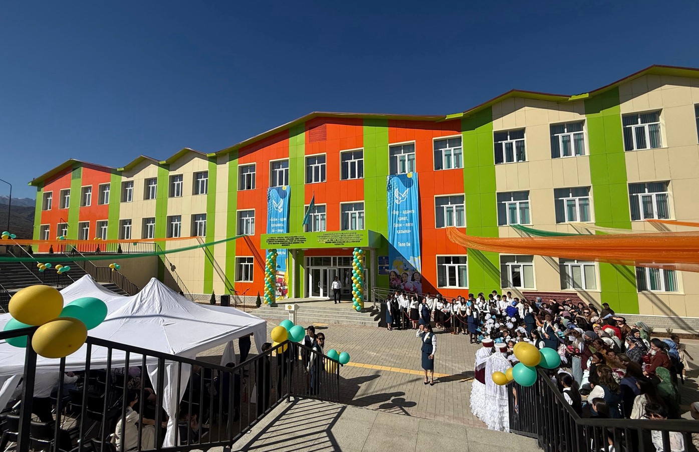 Тоғыз білім ошағы есігін ашты