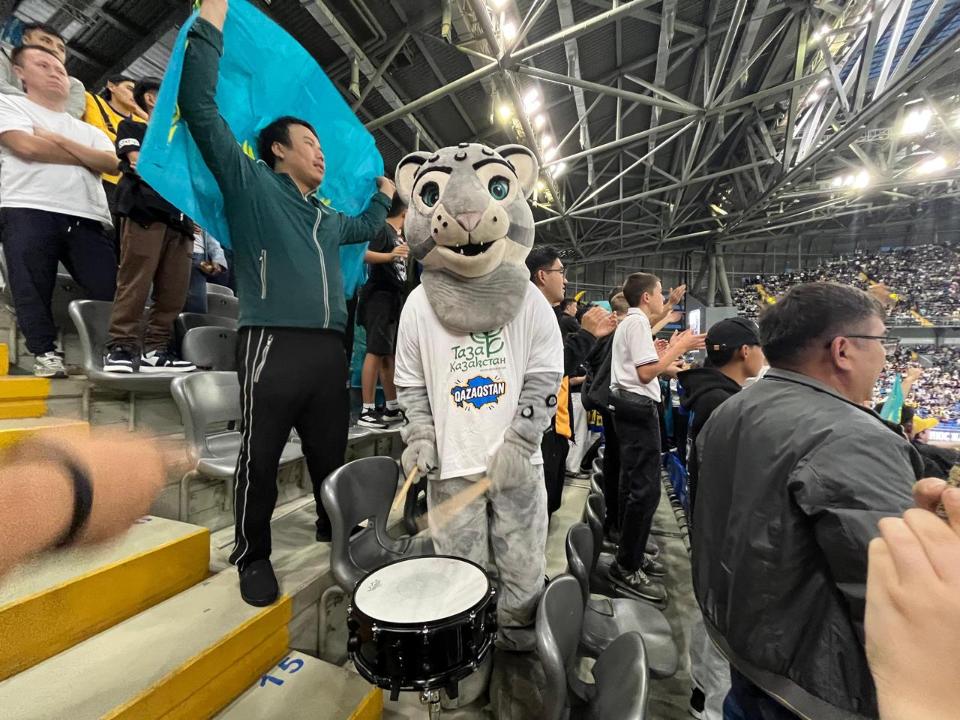 Тазабек астаналық жанкүйерлердің жүрегін тағы да жаулап алды