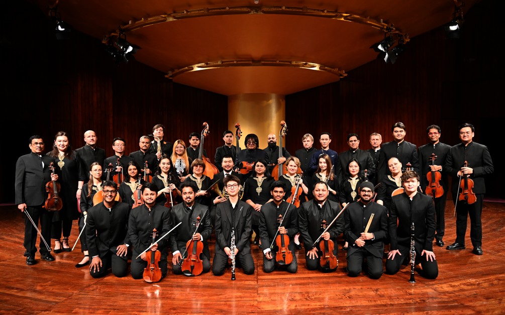 Әуеде қалықтайтын оркестр