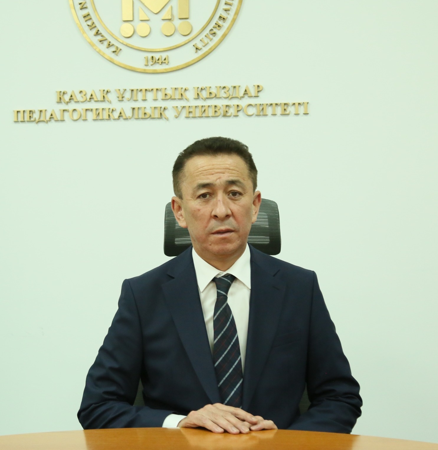 Қыздар университеті ұстаздардың AI технологияны меңгеру дағдысын арттыруда