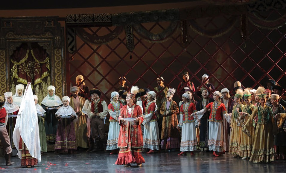 «Абай» спектаклімен ашылды