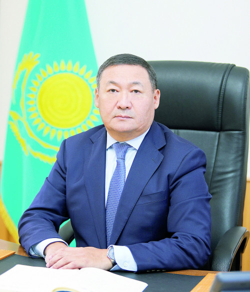 Өнеркәсіппен өрілген даңқ жолы