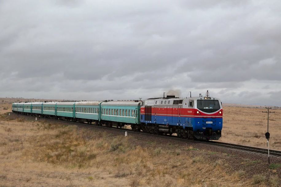 Жолаушы мұңын кім тыңдайды?