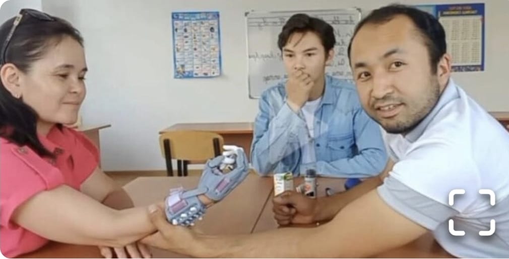 Робототехниканы дамытқан жаңашыл ұстаз